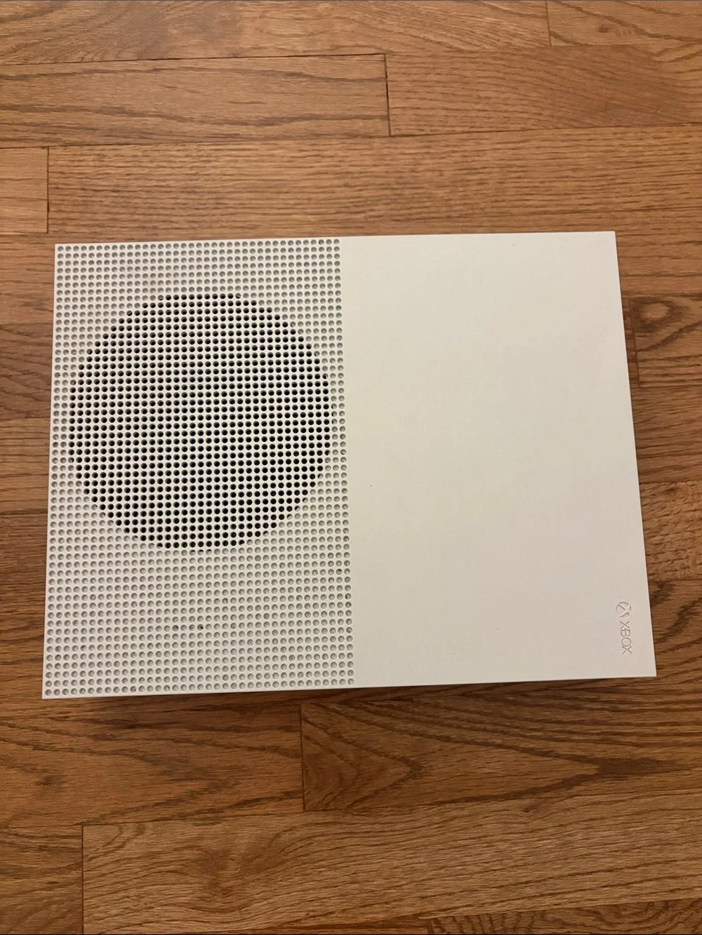 Xbox One S Used In Perfect Condition Comes With Games +CDs
